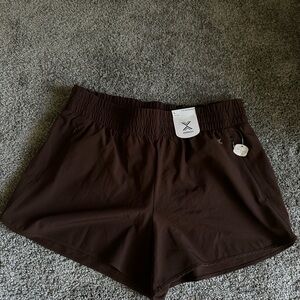 Xersion Brown Athletic Shorts Relaxed Fit Elastic Waistband